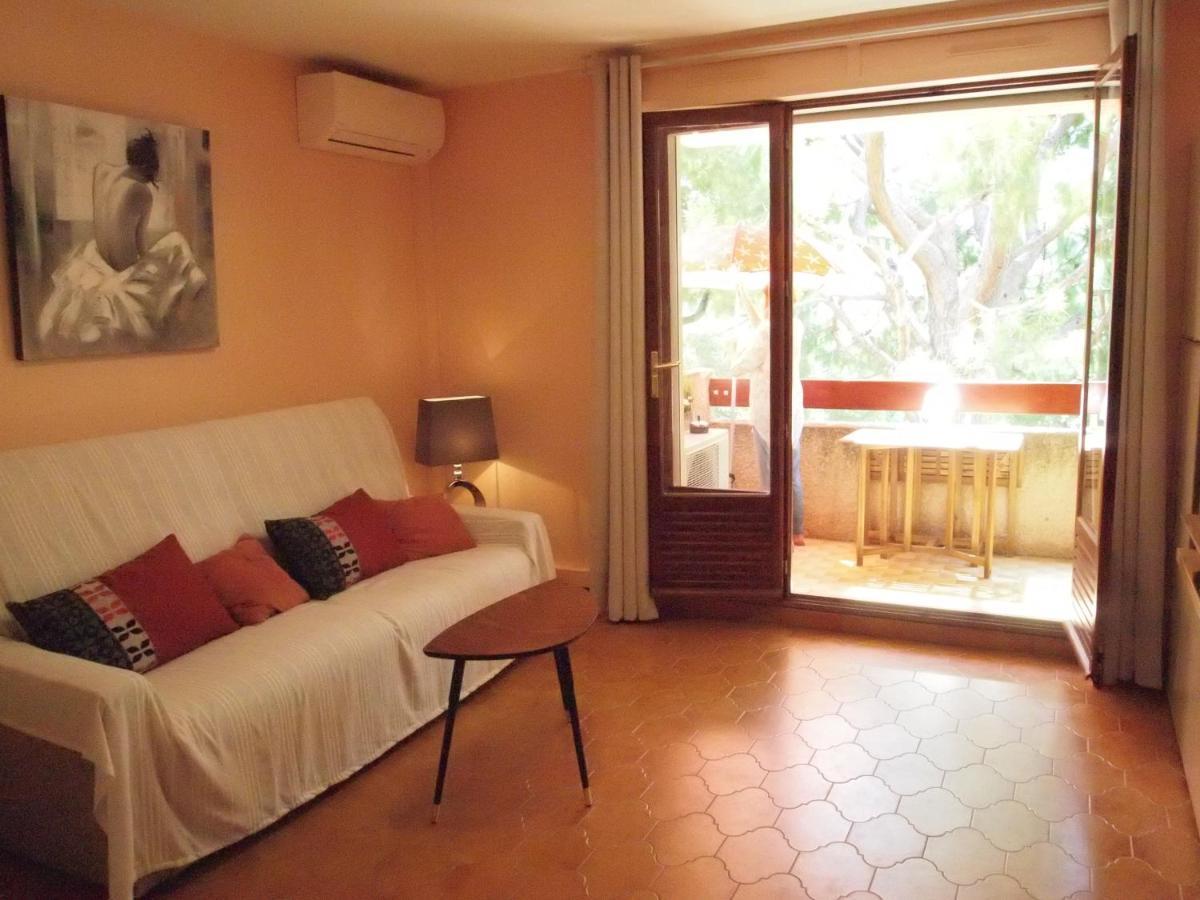 سا سيرْ سور مير Appartement Fidji الغرفة الصورة
